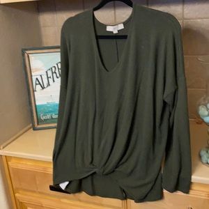 Forest green Rayon vneck top